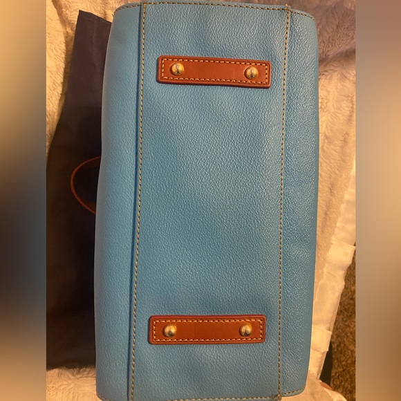 Beautiful Turquoise Dooney & Bourke bag - Picture 6 of 6